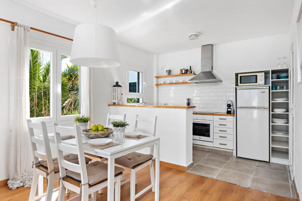 Apartamento Can Harmonia - Arenal Den Castell Arenal d'en Castell Eksteriør billede